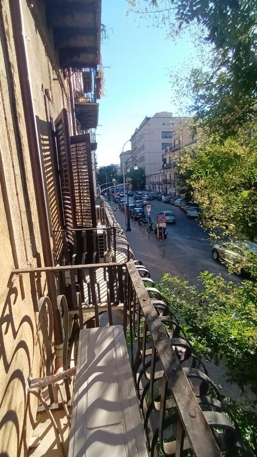 B&B Ammirata Palermo Buitenkant foto